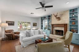 Revins Haus - Fire Pit & Walk to Main St - Image 3