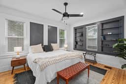 House on Cora - Sleeps 10, Hot Tub & Walk to Main! - Image 2