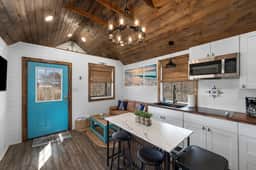 Life's a Beach - 3 Acres with Hot Tub - Image 2
