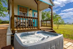 Life's a Beach - 3 Acres with Hot Tub - Image 4
