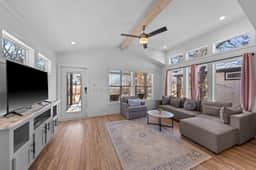 The Resort at Fredericksburg Unit 20 - Image 2