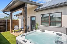 Serengeti 103 - Hot Tub & Close to Wine Trail - Image 2