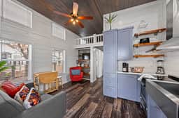 The Resort at Fredericksburg Unit 9 - Image 2
