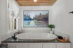The Rustic Door - Hot Tub & 1 Block from Main St - Image 5