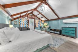 The Vineyards: Cabin 6 - Private Hot Tub & Shared Pool - Image 3