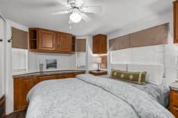Saw Mill (Cottage #3)- Hot Tub & 10 Mins to Main St - Image 3