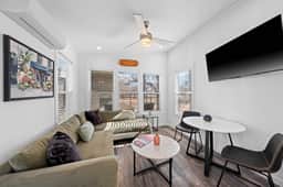 The Resort at Fredericksburg Unit 23 - Image 3