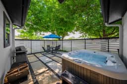Bottles & Boots on Burbank - Hot Tub & Fireplace - Image 2