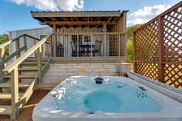 Hollmig Cabin - Private Hot Tub - Image 2