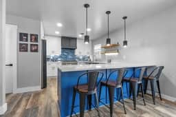 BlueBonnet Bungalow - Hot Tub & Fire Pit - Image 2