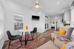 The Resort at Fredericksburg Unit 13 - Image 3