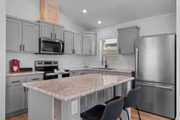 The Resort at Fredericksburg Unit 21 - Image 3