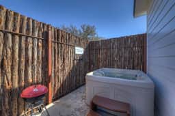 Poplar Place 4 - Hot tub and Fire Pit - Image 3