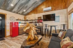 Rockin' R - Shooting Star Cabin - Image 2