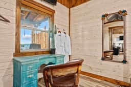 Rockin' R - Shooting Star Cabin - Image 4