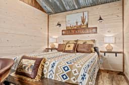 Rockin' R - Shooting Star Cabin - Image 5