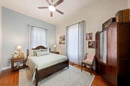 Bella Rosa Off Main - Walking distance to Main St - Image 4