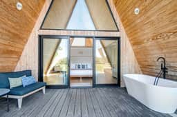 A-Frame Ranch: Cedar Treehouse with Shared Pool - Image 4