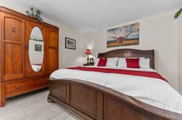 Cross Mountain Cottage - Cozy Retreat with Hot Tub - Image 2
