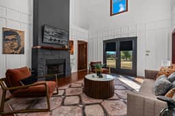 Meadows Farmhouse & Cottage - Hot Tub & Fire Pit - Image 5