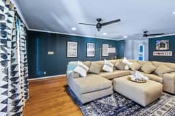 Das Bach Haus - Heated Pool, Hot Tub & Game Room - Image 5