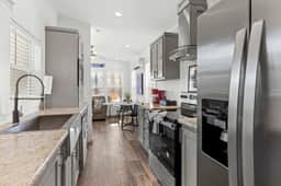 The Resort at Fredericksburg Unit 27 - Image 3