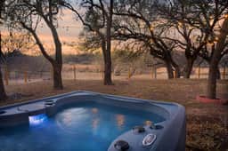 Riverview Ranch - Hot Tub, Fire Pit & More! - Image 4