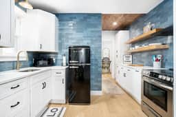 The Birdhouse - Hot Tub, Pool & Fire Pit! - Image 5