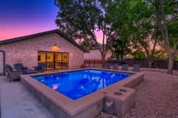 The Smith Haus - Sleeps 12, Heated Pool, Game Room - Image 2