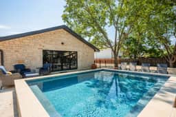 The Smith Haus - Sleeps 12, Heated Pool, Game Room - Image 5