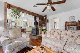 E-Pies Gasthaus - Hot Tub & Near Cross Mountain! - Image 2