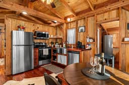 Saw Mill (Cabin #2) - Hot Tub & 10 Mins to Main St - Image 4