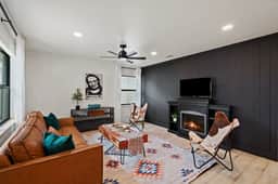 Das Green Dor - Sleeps 9, Hot Tub & Fire Pit - Image 4