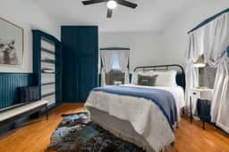 Stonewall Main Haus - Sleeps 6 - Image 4
