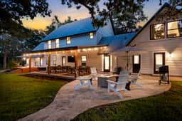 Three Dog Ranch - Pool, Game Room & Sleeps 18 - Image 3
