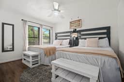 Whiskey Ginger - Wine Barn, Fire Pit & More! - Image 5