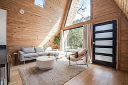 A-Frame Ranch: Pecan Treehouse with Shared Pool - Image 2