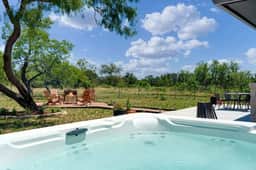 Far View Hideout - Hot tub & Fire pit - Image 2