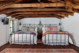 Historic Rumpel Kammer - Compound - Image 4