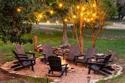 Hummingbird Haus: Sleeps 12 with Hot Tub - Image 2
