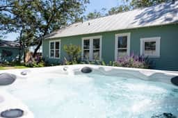 Hello Bungalow - Hot Tub, Fire Pit, 1 BLK to Main! - Image 5