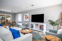 Sunrise Haus - Hot Tub & Fire Pit - Image 2