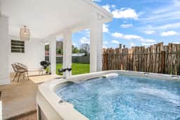 A Crystal Place - Hot Tub & Fire Pit - Image 3