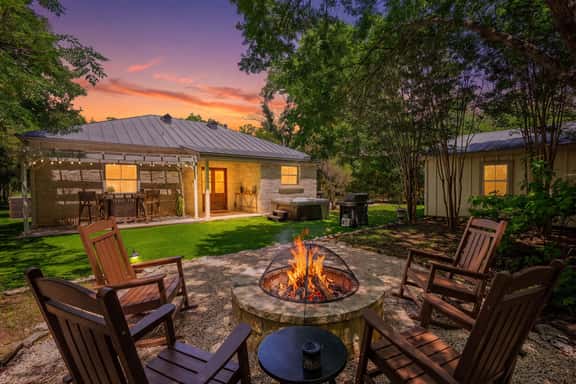 Hackberry Haus - Hot Tub - Image 1