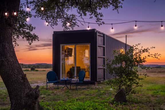 Container Retreat: Unit 11 - Image 1