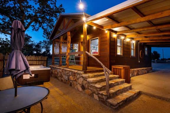 Rockin' R - Morning Star Cabin - Image 1