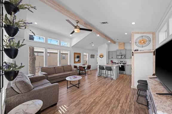 The Resort at Fredericksburg Unit 21 - Image 1