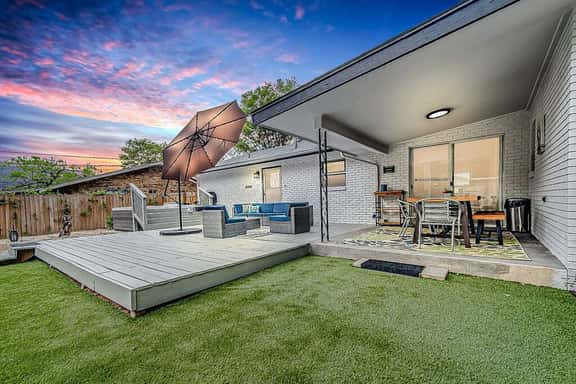 Taste of Tuscany - Hot Tub, Fire Pit & Pool Table - Image 1