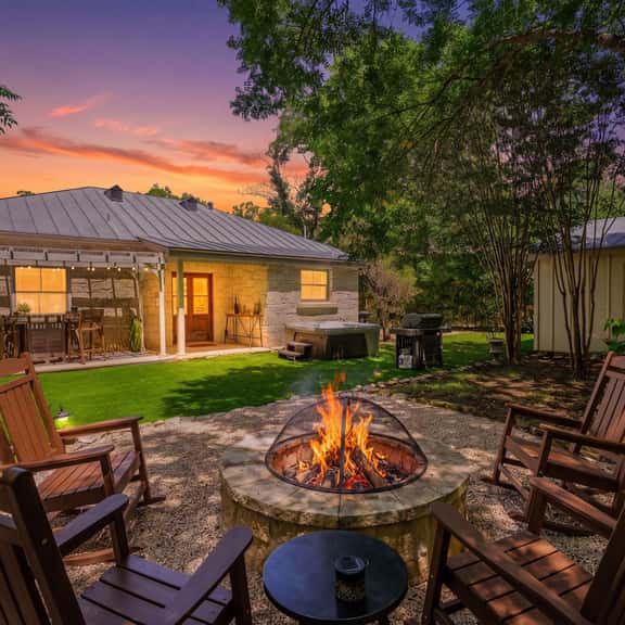 Hackberry Haus - Hot Tub - Image 1