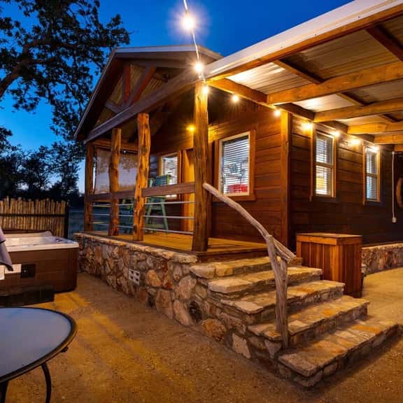 Rockin' R - Morning Star Cabin - Image 1
